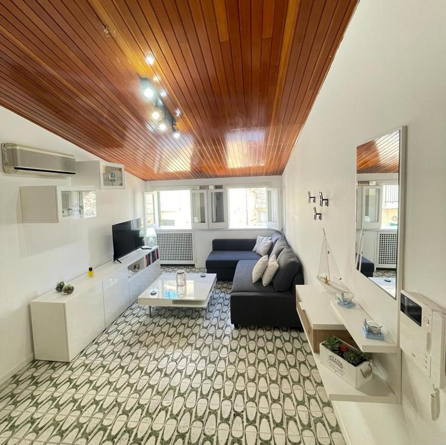 The White Sail - Mondello Apartment With Terrace - Casa Di Vincenzo E Andrea Kültér fotó